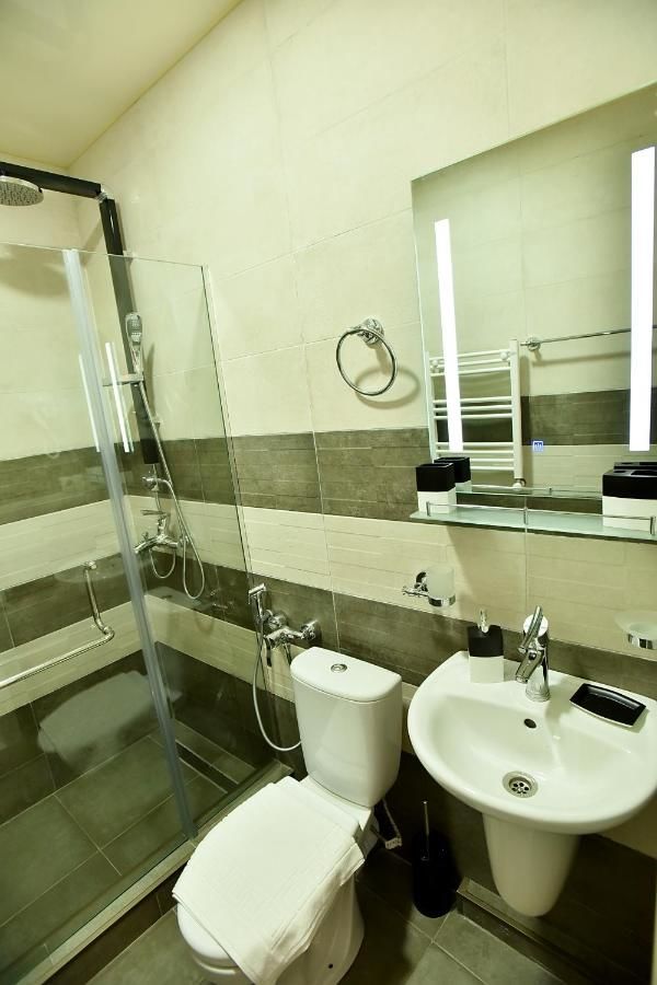 Отель Hotel Vere Tower Тбилиси-15