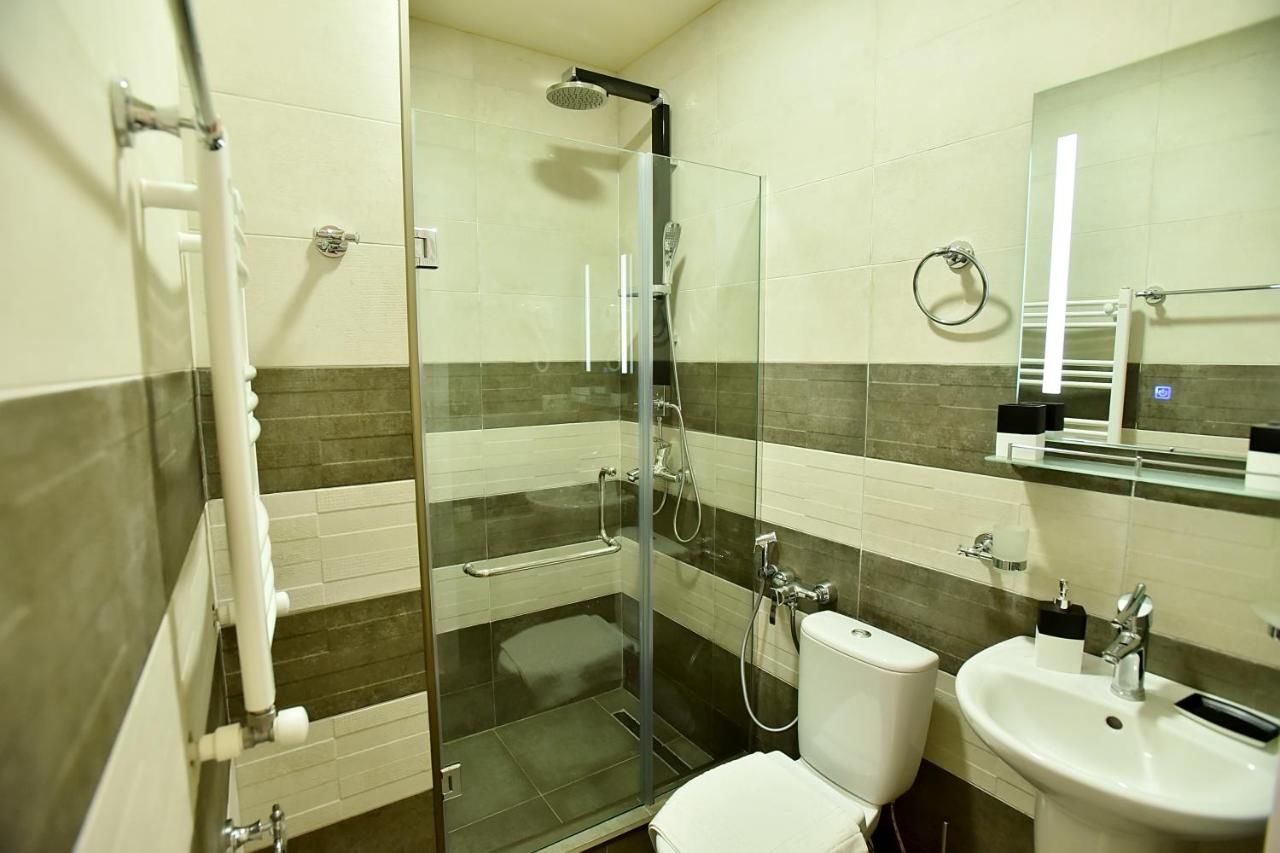Отель Hotel Vere Tower Тбилиси-19