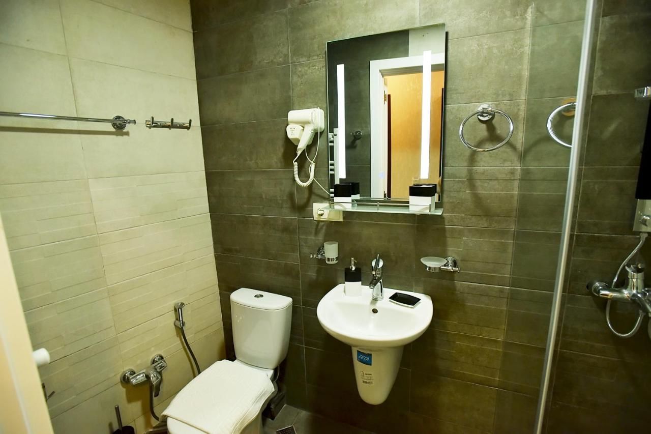 Отель Hotel Vere Tower Тбилиси-25