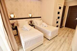 Отель Hotel Vere Tower Тбилиси Улучшенный двухместный номер с 1 кроватью-3