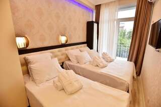 Отель Hotel Vere Tower Тбилиси Стандартный трехместный номер-14