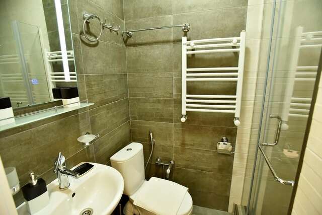 Отель Hotel Vere Tower Тбилиси-15
