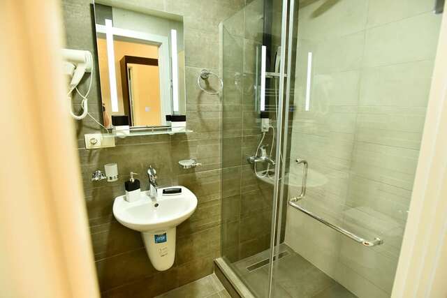 Отель Hotel Vere Tower Тбилиси-26